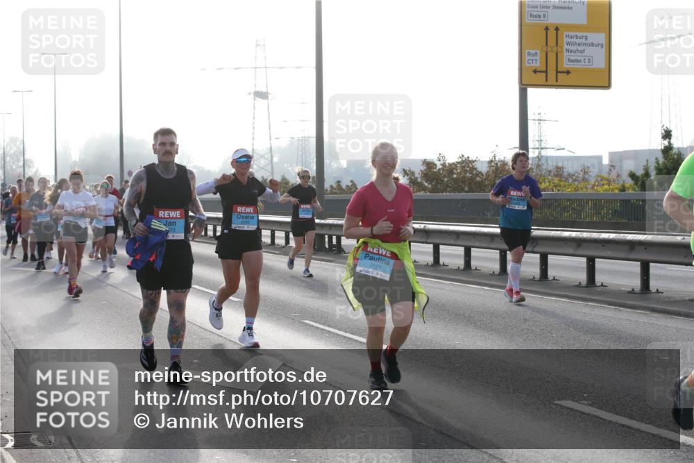 03.10.2026 - Köhlbrandbrückenlauf Jannik Wohlers http://msf.ph/oto/10707627 03.10.2026 09:25:56 Position 3 13, 3123, 33 meine-sportfotos.de