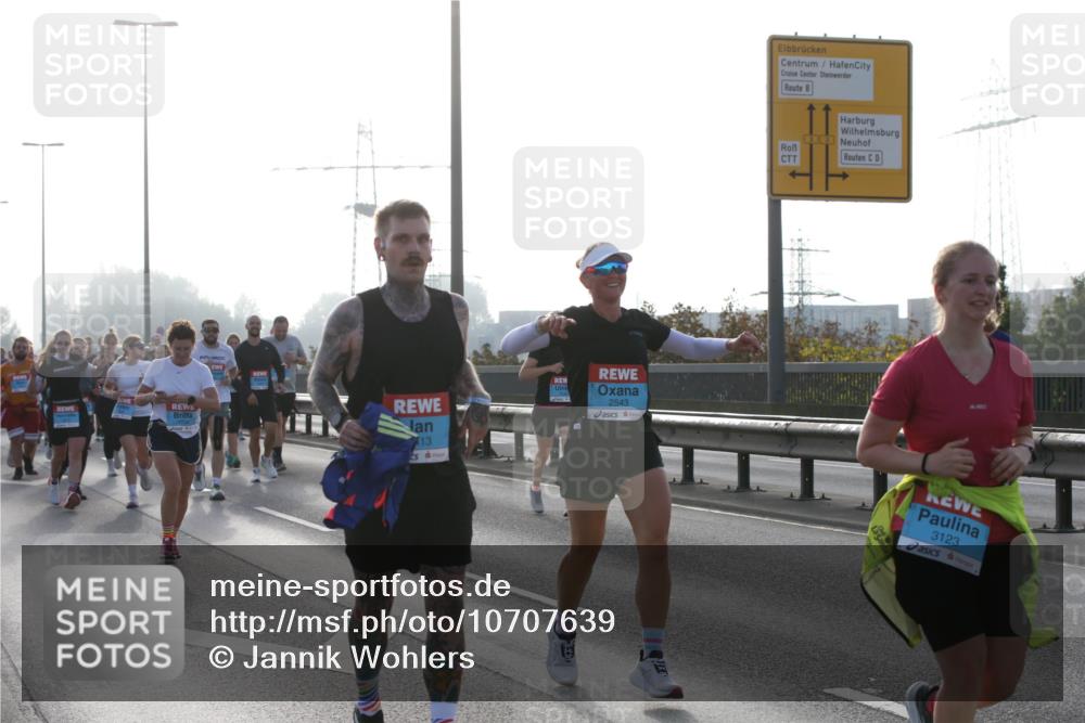 03.10.2026 - Köhlbrandbrückenlauf Jannik Wohlers http://msf.ph/oto/10707639 03.10.2026 09:25:58 Position 3 13, 2543, 3123 meine-sportfotos.de