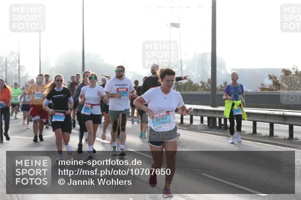 03.10.2026 - Köhlbrandbrückenlauf Jannik Wohlers http://msf.ph/oto/10707650 03.10.2026 09:25:59 Position 3 1704 meine-sportfotos.de