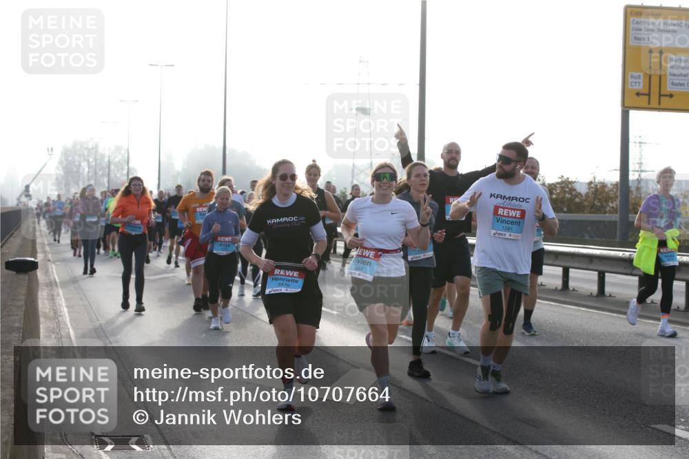 03.10.2026 - Köhlbrandbrückenlauf Jannik Wohlers http://msf.ph/oto/10707664 03.10.2026 09:26:02 Position 3 3470, 1582, 1581 meine-sportfotos.de