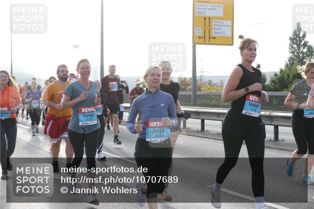 03.10.2026 - Köhlbrandbrückenlauf Jannik Wohlers http://msf.ph/oto/10707689 03.10.2026 09:26:05 Position 3 3207, 3174, 1233, 3452, 3690 meine-sportfotos.de