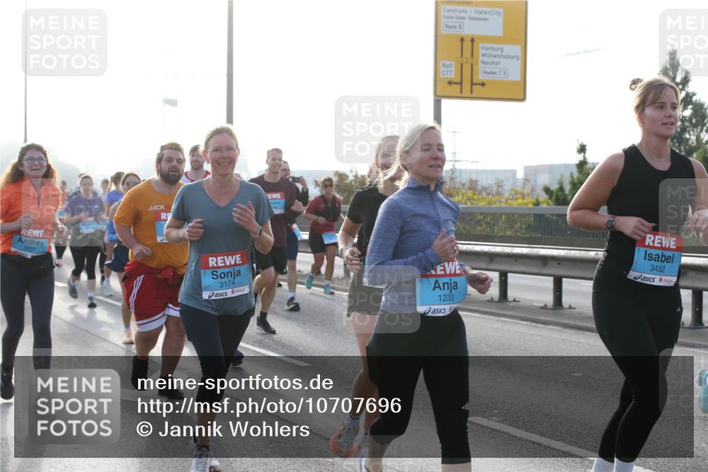 03.10.2026 - Köhlbrandbrückenlauf Jannik Wohlers http://msf.ph/oto/10707696 03.10.2026 09:26:06 Position 3 3207, 3174, 1233, 3452 meine-sportfotos.de