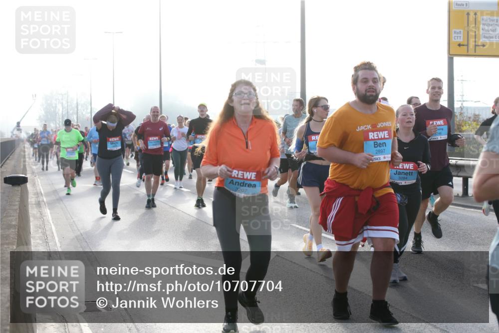 03.10.2026 - Köhlbrandbrückenlauf Jannik Wohlers http://msf.ph/oto/10707704 03.10.2026 09:26:07 Position 3 3207, 2897, 3284, 5746 meine-sportfotos.de