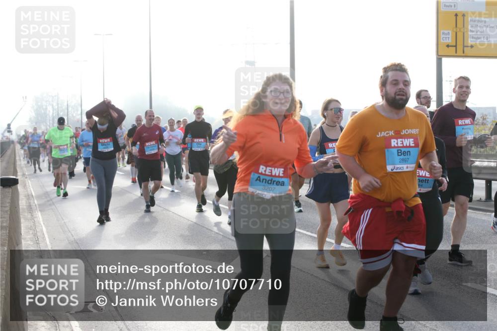 03.10.2026 - Köhlbrandbrückenlauf Jannik Wohlers http://msf.ph/oto/10707710 03.10.2026 09:26:07 Position 3 3476, 3207, 2897, 84, 746 meine-sportfotos.de
