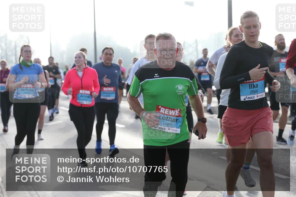 03.10.2026 - Köhlbrandbrückenlauf Jannik Wohlers http://msf.ph/oto/10707765 03.10.2026 09:26:18 Position 3 3042, 2866, 1463 meine-sportfotos.de