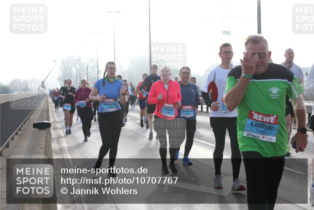 03.10.2026 - Köhlbrandbrückenlauf Jannik Wohlers http://msf.ph/oto/10707767 03.10.2026 09:26:19 Position 3 3042, 180, 2933, 3243, 1463 meine-sportfotos.de