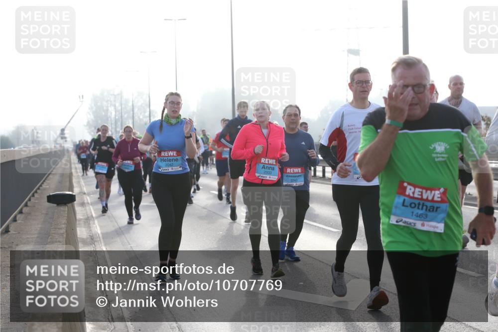 03.10.2026 - Köhlbrandbrückenlauf Jannik Wohlers http://msf.ph/oto/10707769 03.10.2026 09:26:19 Position 3 3042, 2933, 3243, 18, 1463 meine-sportfotos.de