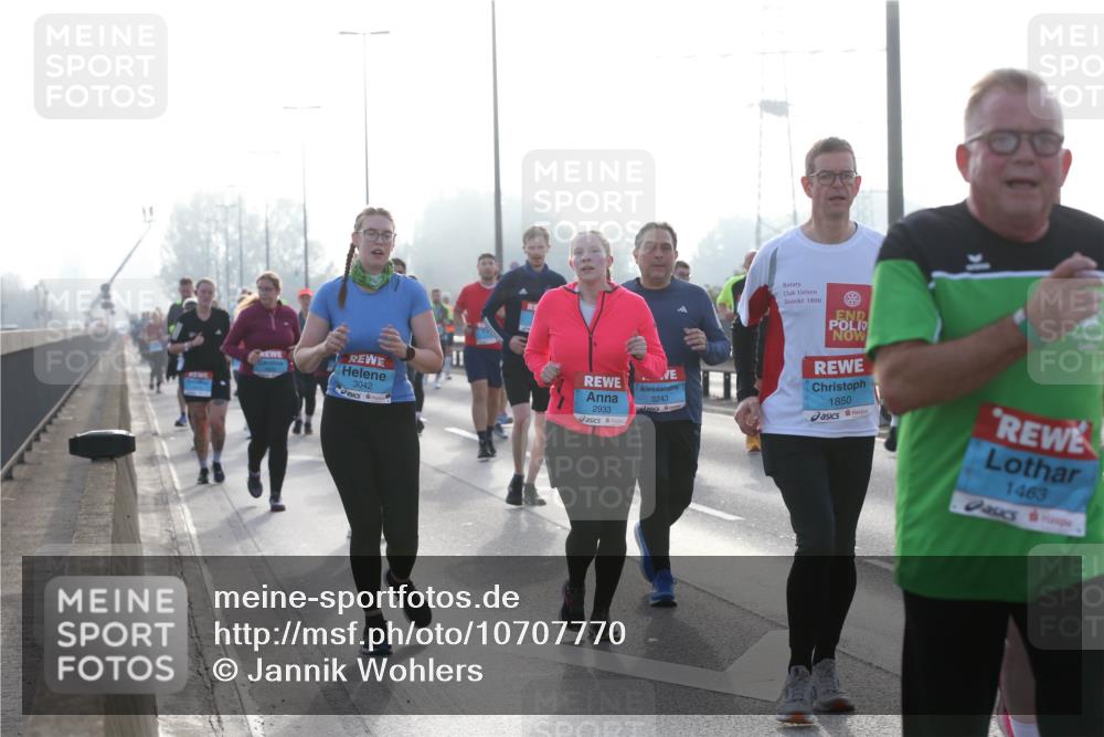 03.10.2026 - Köhlbrandbrückenlauf Jannik Wohlers http://msf.ph/oto/10707770 03.10.2026 09:26:19 Position 3 3042, 2933, 3243, 1800, 1850, 1463 meine-sportfotos.de