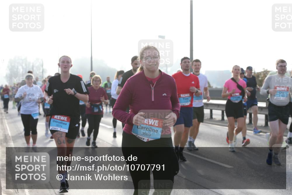 03.10.2026 - Köhlbrandbrückenlauf Jannik Wohlers http://msf.ph/oto/10707791 03.10.2026 09:26:25 Position 3 3274, 3669 meine-sportfotos.de