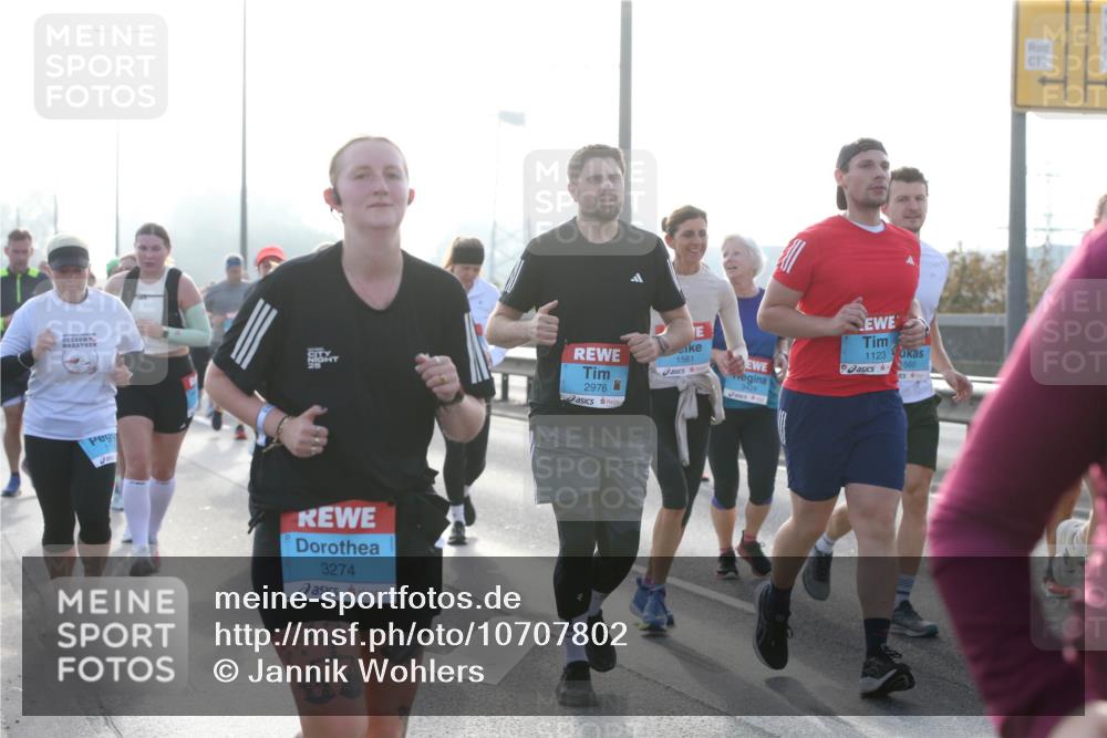 03.10.2026 - Köhlbrandbrückenlauf Jannik Wohlers http://msf.ph/oto/10707802 03.10.2026 09:26:26 Position 3 3274, 2976, 1561, 1123, 560 meine-sportfotos.de
