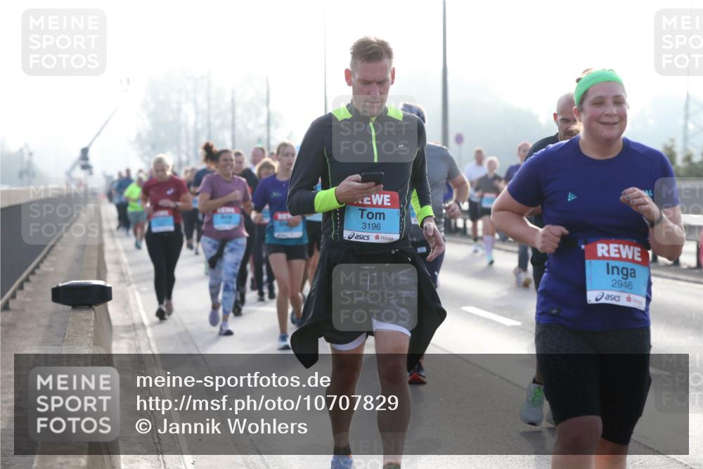 03.10.2026 - Köhlbrandbrückenlauf Jannik Wohlers http://msf.ph/oto/10707829 03.10.2026 09:26:30 Position 3 3196, 2946 meine-sportfotos.de
