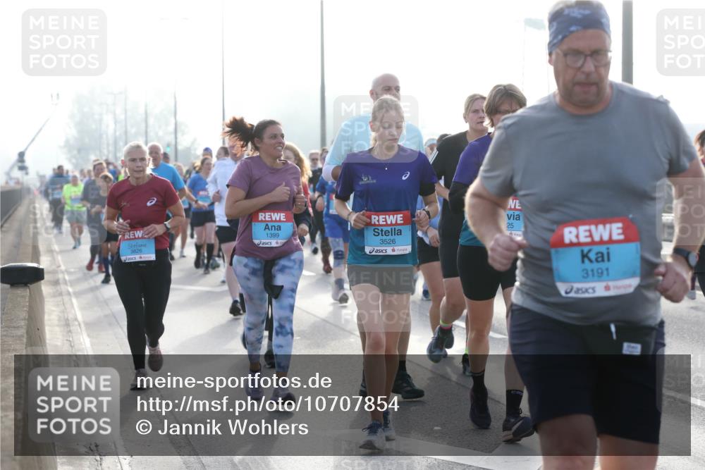 03.10.2026 - Köhlbrandbrückenlauf Jannik Wohlers http://msf.ph/oto/10707854 03.10.2026 09:26:35 Position 3 3826, 1399, 3526, 25, 3191 meine-sportfotos.de
