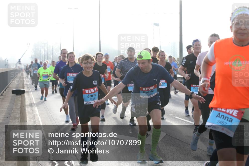 03.10.2026 - Köhlbrandbrückenlauf Jannik Wohlers http://msf.ph/oto/10707899 03.10.2026 09:26:44 Position 3 116, 2751, 3128, 282, 2467 meine-sportfotos.de