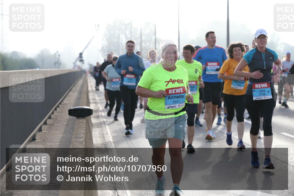 03.10.2026 - Köhlbrandbrückenlauf Jannik Wohlers http://msf.ph/oto/10707950 03.10.2026 09:26:49 Position 3 2031, 3736 meine-sportfotos.de