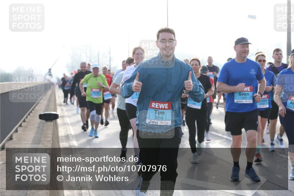 03.10.2026 - Köhlbrandbrückenlauf Jannik Wohlers http://msf.ph/oto/10707976 03.10.2026 09:26:54 Position 3 3219, 190, 1492 meine-sportfotos.de