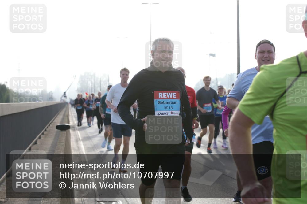 03.10.2026 - Köhlbrandbrückenlauf Jannik Wohlers http://msf.ph/oto/10707997 03.10.2026 09:27:01 Position 3 3218 meine-sportfotos.de