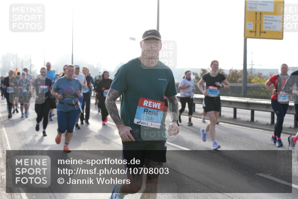 03.10.2026 - Köhlbrandbrückenlauf Jannik Wohlers http://msf.ph/oto/10708003 03.10.2026 09:27:05 Position 3 3500 meine-sportfotos.de