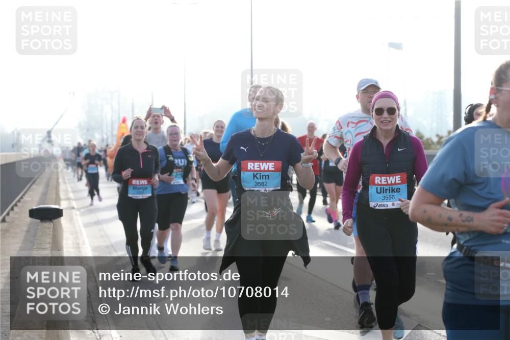 03.10.2026 - Köhlbrandbrückenlauf Jannik Wohlers http://msf.ph/oto/10708014 03.10.2026 09:27:08 Position 3 3582, 3556 meine-sportfotos.de