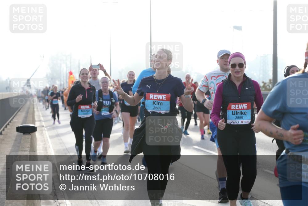 03.10.2026 - Köhlbrandbrückenlauf Jannik Wohlers http://msf.ph/oto/10708016 03.10.2026 09:27:08 Position 3 3582, 3556 meine-sportfotos.de