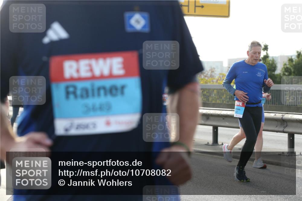03.10.2026 - Köhlbrandbrückenlauf Jannik Wohlers http://msf.ph/oto/10708082 03.10.2026 09:27:24 Position 3 3449, 82 meine-sportfotos.de