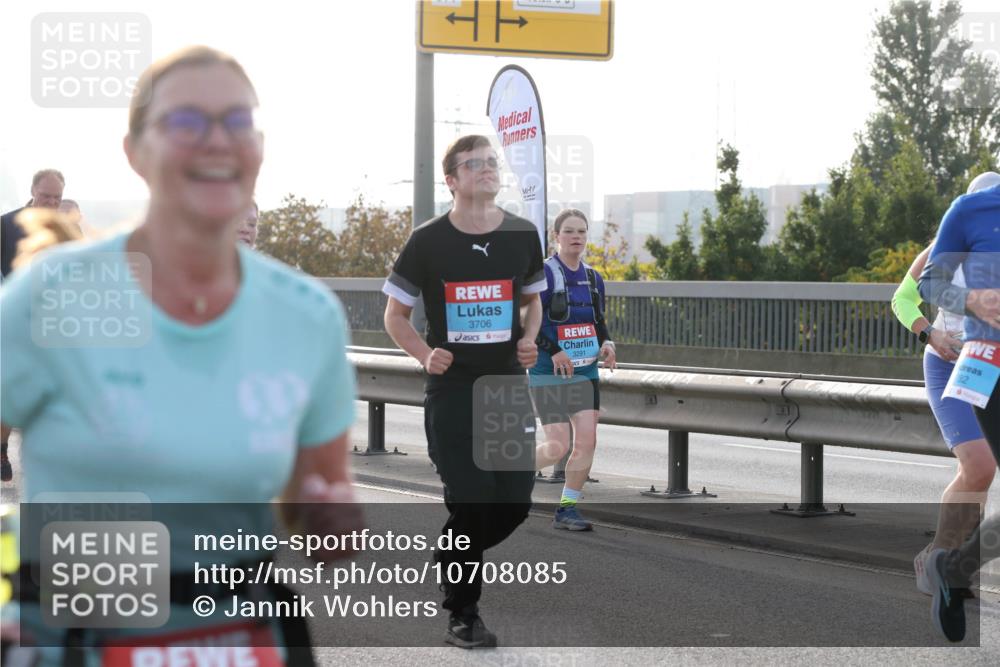 03.10.2026 - Köhlbrandbrückenlauf Jannik Wohlers http://msf.ph/oto/10708085 03.10.2026 09:27:25 Position 3 3706, 3291, 82 meine-sportfotos.de