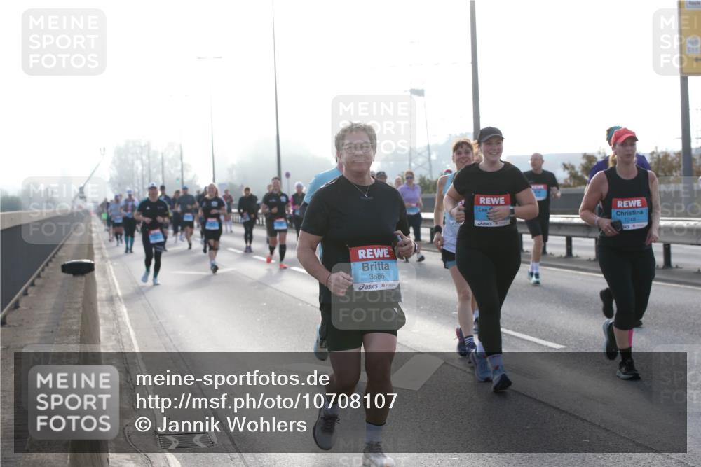 03.10.2026 - Köhlbrandbrückenlauf Jannik Wohlers http://msf.ph/oto/10708107 03.10.2026 09:27:35 Position 3 3686, 1248 meine-sportfotos.de