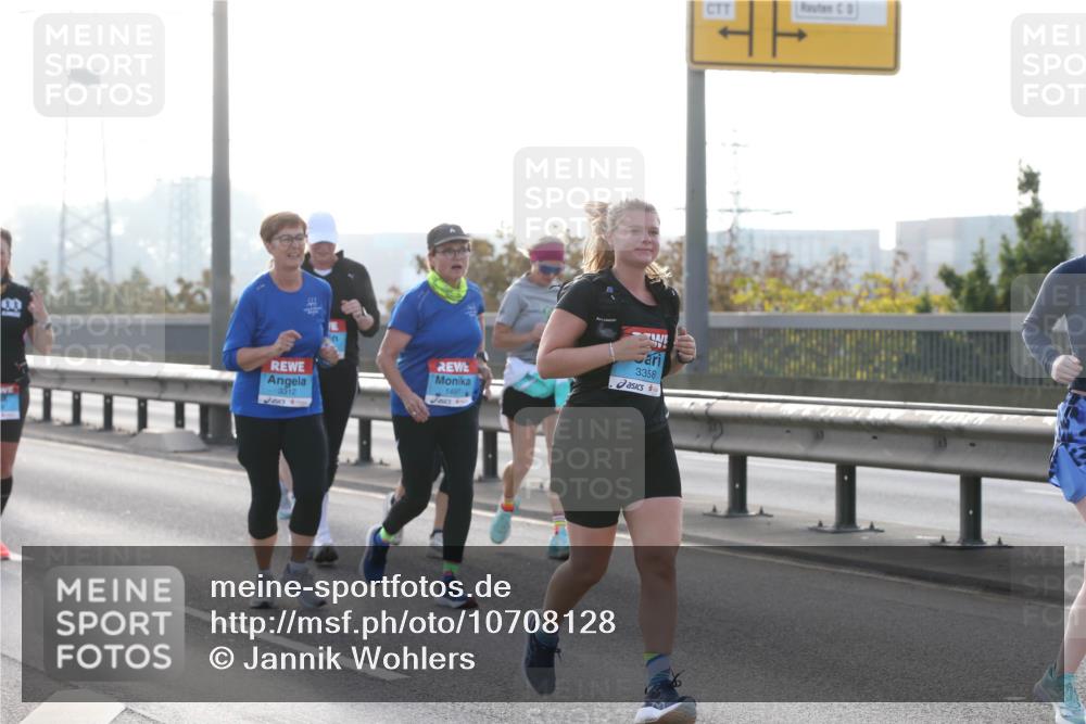 03.10.2026 - Köhlbrandbrückenlauf Jannik Wohlers http://msf.ph/oto/10708128 03.10.2026 09:27:39 Position 3 3358, 1497, 3312 meine-sportfotos.de