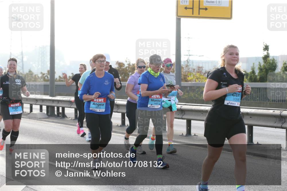 03.10.2026 - Köhlbrandbrückenlauf Jannik Wohlers http://msf.ph/oto/10708132 03.10.2026 09:27:39 Position 3 1859, 3312, 3358, 1497 meine-sportfotos.de
