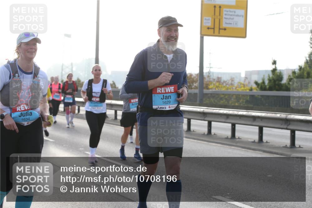 03.10.2026 - Köhlbrandbrückenlauf Jannik Wohlers http://msf.ph/oto/10708196 03.10.2026 09:27:51 Position 3 1634, 1629 meine-sportfotos.de