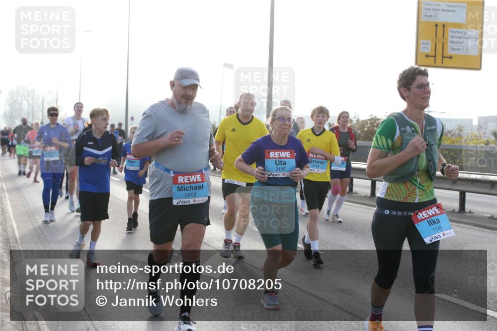03.10.2026 - Köhlbrandbrückenlauf Jannik Wohlers http://msf.ph/oto/10708205 03.10.2026 09:27:54 Position 3 2802, 3195, 2004, 1145 meine-sportfotos.de
