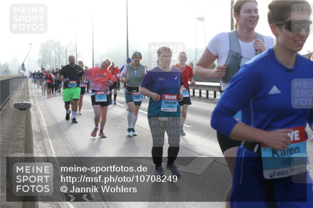 03.10.2026 - Köhlbrandbrückenlauf Jannik Wohlers http://msf.ph/oto/10708249 03.10.2026 09:28:00 Position 3 3481, 3656 meine-sportfotos.de