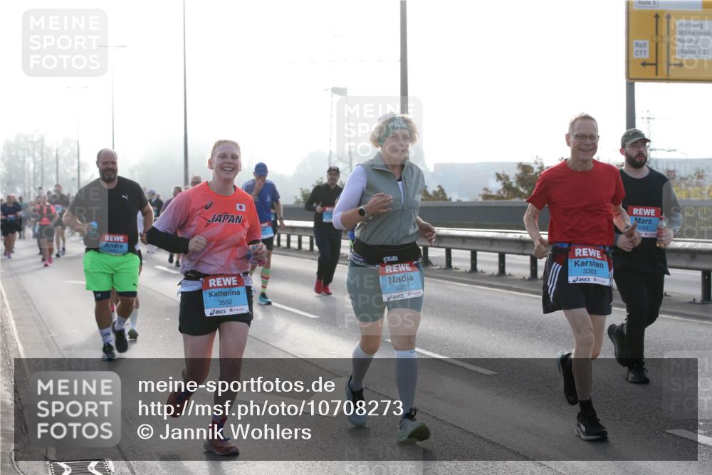 03.10.2026 - Köhlbrandbrückenlauf Jannik Wohlers http://msf.ph/oto/10708273 03.10.2026 09:28:02 Position 3 3592, 3394, 3303, 3563 meine-sportfotos.de
