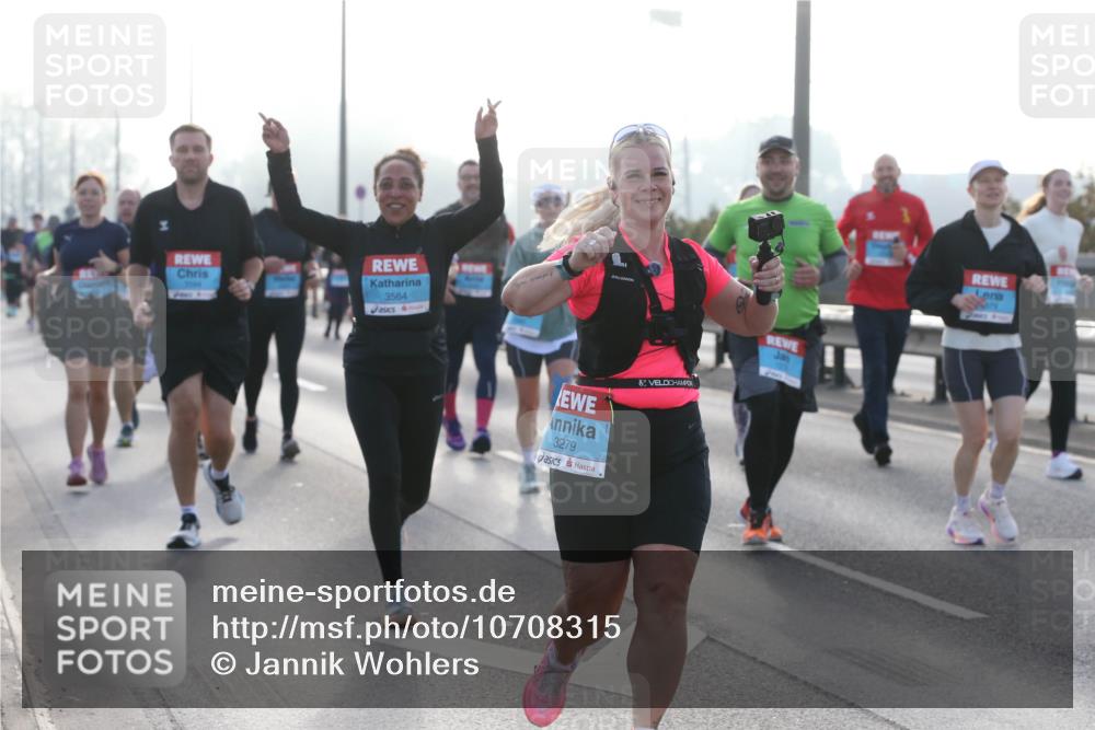 03.10.2026 - Köhlbrandbrückenlauf Jannik Wohlers http://msf.ph/oto/10708315 03.10.2026 09:28:13 Position 3 3564, 3279 meine-sportfotos.de