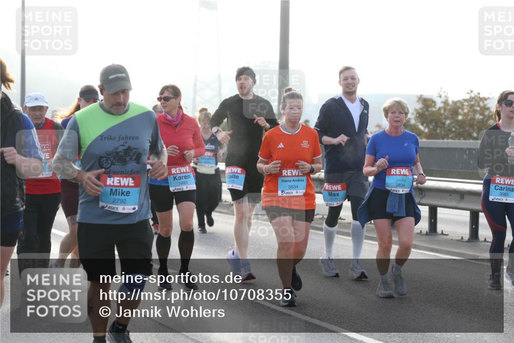 03.10.2026 - Köhlbrandbrückenlauf Jannik Wohlers http://msf.ph/oto/10708355 03.10.2026 09:28:27 Position 3 2792, 1993, 1172, 3534, 3834, 3583, 1171 meine-sportfotos.de