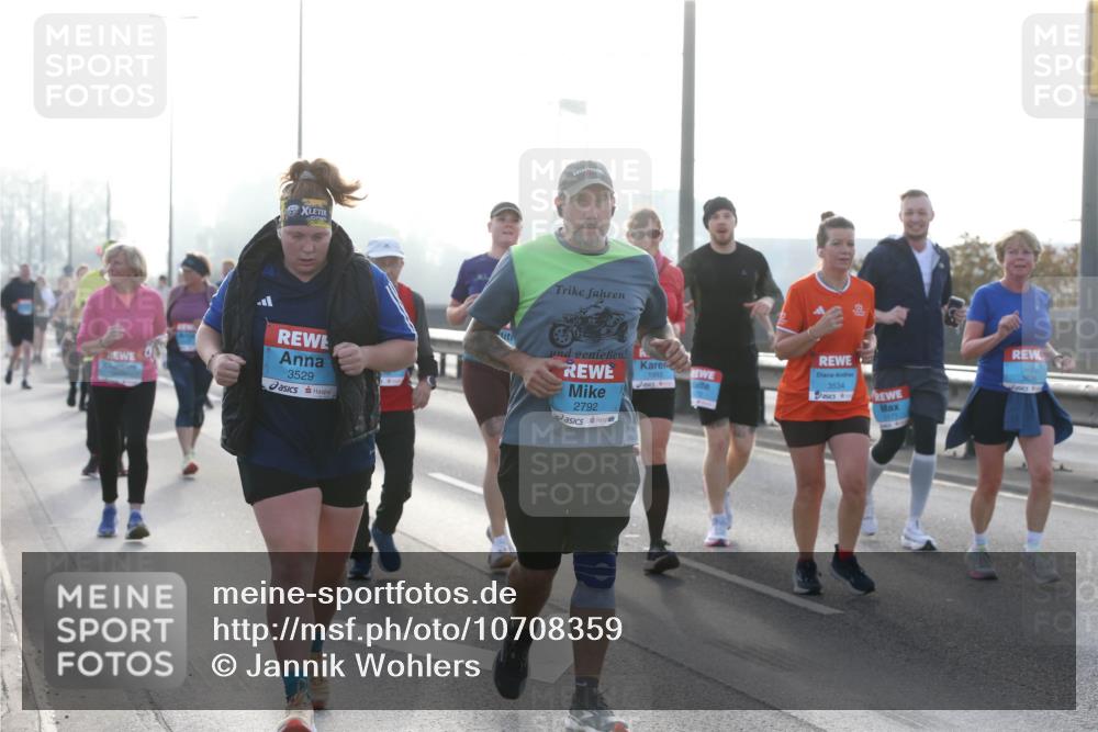 03.10.2026 - Köhlbrandbrückenlauf Jannik Wohlers http://msf.ph/oto/10708359 03.10.2026 09:28:28 Position 3 3529, 2792, 1993, 3534, 1171 meine-sportfotos.de