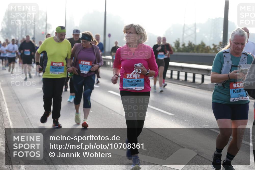 03.10.2026 - Köhlbrandbrückenlauf Jannik Wohlers http://msf.ph/oto/10708361 03.10.2026 09:28:30 Position 3 3244, 3507, 3409, 3531 meine-sportfotos.de