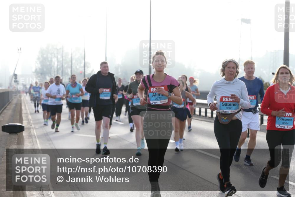 03.10.2026 - Köhlbrandbrückenlauf Jannik Wohlers http://msf.ph/oto/10708390 03.10.2026 09:28:37 Position 3 2272, 3683, 3684 meine-sportfotos.de