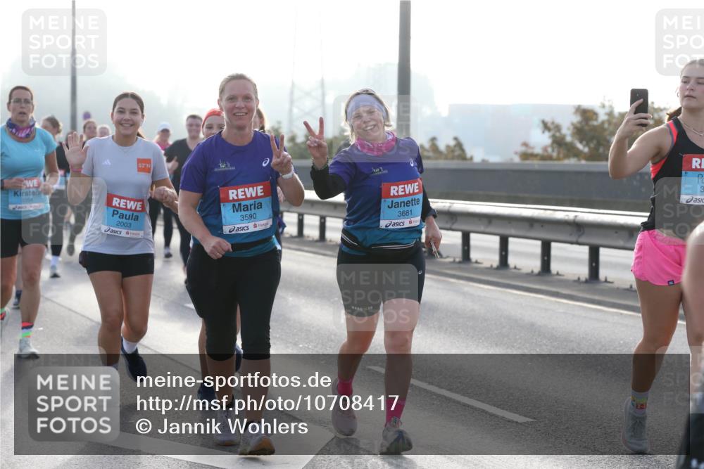 03.10.2026 - Köhlbrandbrückenlauf Jannik Wohlers http://msf.ph/oto/10708417 03.10.2026 09:28:43 Position 3 52, 3354, 2003, 3590, 3681, 3, 26 meine-sportfotos.de