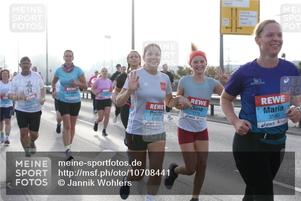 03.10.2026 - Köhlbrandbrückenlauf Jannik Wohlers http://msf.ph/oto/10708441 03.10.2026 09:28:46 Position 3 3354, 52, 2003, 1175, 3590 meine-sportfotos.de