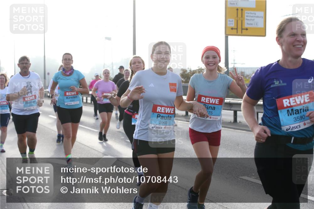 03.10.2026 - Köhlbrandbrückenlauf Jannik Wohlers http://msf.ph/oto/10708443 03.10.2026 09:28:46 Position 3 3354, 52, 2003, 175, 3590 meine-sportfotos.de