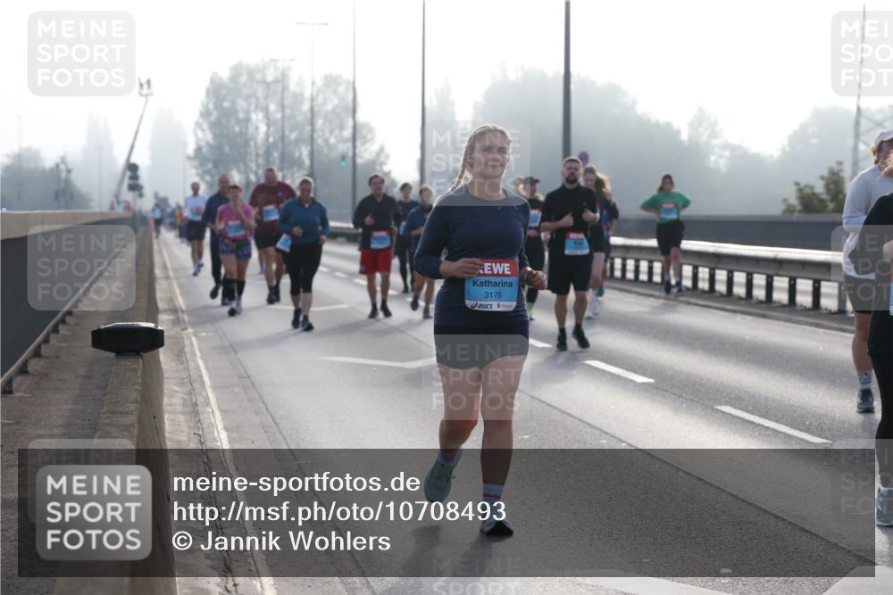 03.10.2026 - Köhlbrandbrückenlauf Jannik Wohlers http://msf.ph/oto/10708493 03.10.2026 09:28:58 Position 3 3176 meine-sportfotos.de