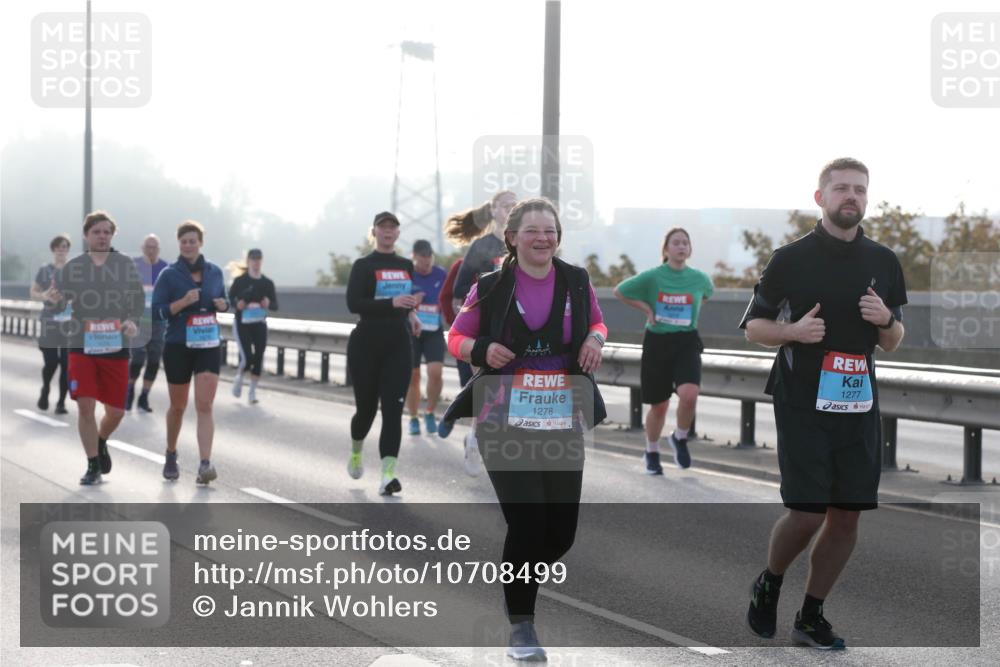 03.10.2026 - Köhlbrandbrückenlauf Jannik Wohlers http://msf.ph/oto/10708499 03.10.2026 09:29:06 Position 3 1278, 1277 meine-sportfotos.de