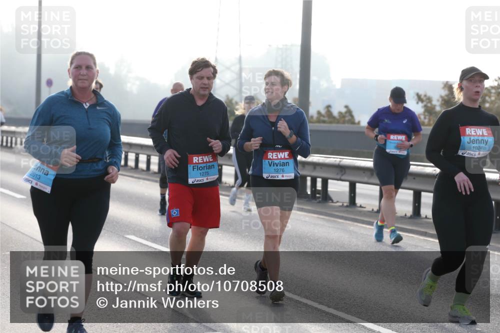 03.10.2026 - Köhlbrandbrückenlauf Jannik Wohlers http://msf.ph/oto/10708508 03.10.2026 09:29:09 Position 3 2013, 1275, 1276, 1024 meine-sportfotos.de