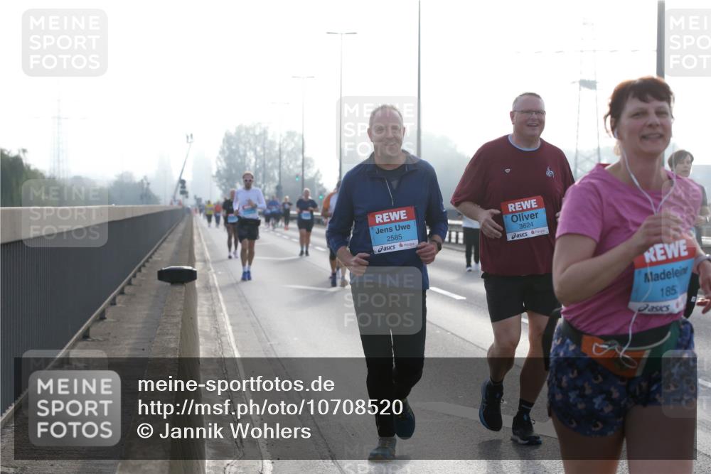 03.10.2026 - Köhlbrandbrückenlauf Jannik Wohlers http://msf.ph/oto/10708520 03.10.2026 09:29:14 Position 3 2585, 3624, 185 meine-sportfotos.de