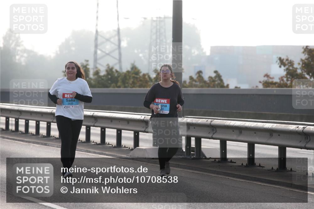 03.10.2026 - Köhlbrandbrückenlauf Jannik Wohlers http://msf.ph/oto/10708538 03.10.2026 09:29:18 Position 3 3520 meine-sportfotos.de