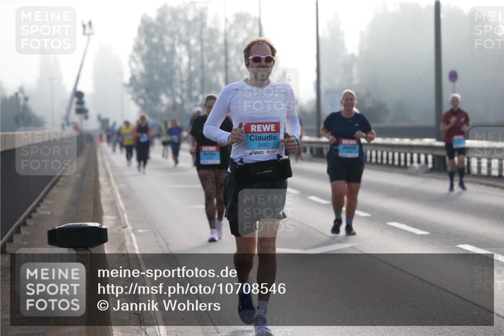 03.10.2026 - Köhlbrandbrückenlauf Jannik Wohlers http://msf.ph/oto/10708546 03.10.2026 09:29:20 Position 3 3497 meine-sportfotos.de