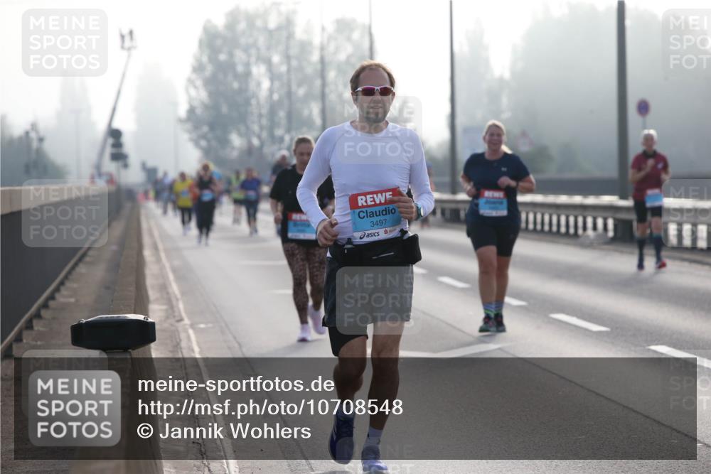 03.10.2026 - Köhlbrandbrückenlauf Jannik Wohlers http://msf.ph/oto/10708548 03.10.2026 09:29:20 Position 3 3497 meine-sportfotos.de