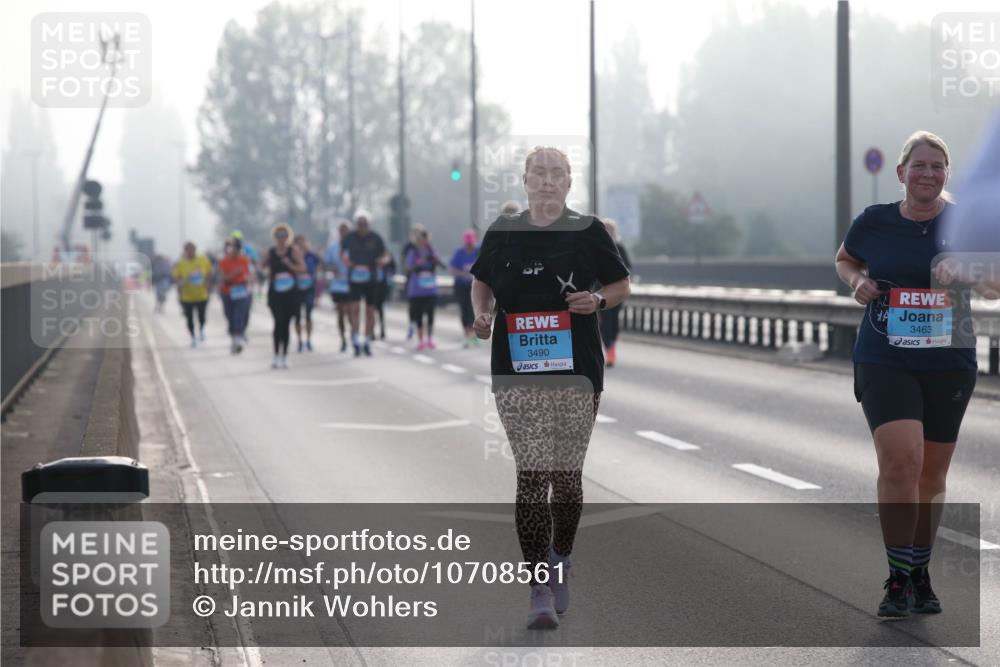 03.10.2026 - Köhlbrandbrückenlauf Jannik Wohlers http://msf.ph/oto/10708561 03.10.2026 09:29:25 Position 3 3490, 3463 meine-sportfotos.de