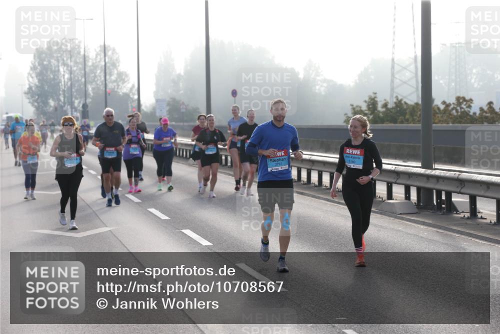 03.10.2026 - Köhlbrandbrückenlauf Jannik Wohlers http://msf.ph/oto/10708567 03.10.2026 09:29:42 Position 3 2797, 3180 meine-sportfotos.de