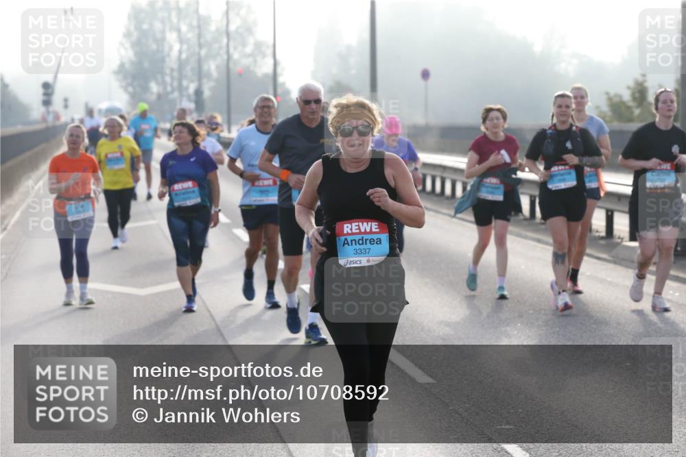 03.10.2026 - Köhlbrandbrückenlauf Jannik Wohlers http://msf.ph/oto/10708592 03.10.2026 09:29:48 Position 3 3337 meine-sportfotos.de